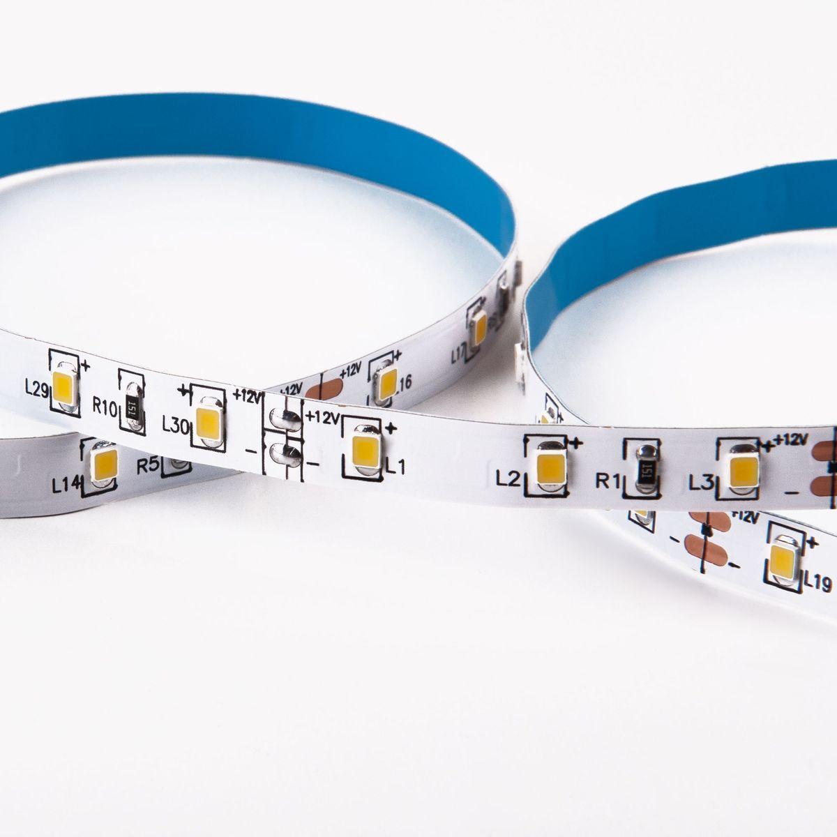 фото светодиодная лента elektrostandard 4,8w/m 60led/m 2835smd дневной белый 5m a050168 | 220svet.ru