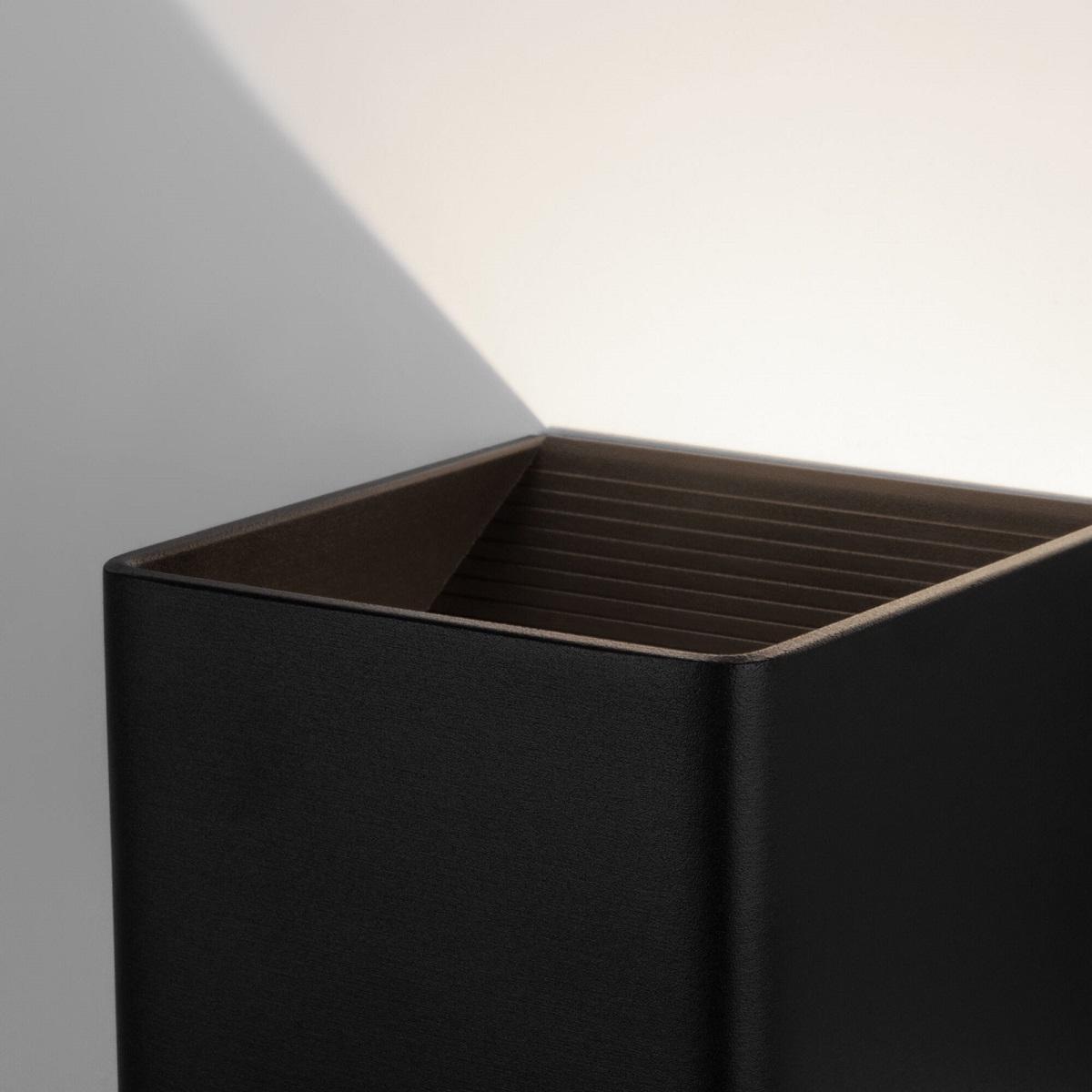 фото настенный светодиодный светильник elektrostandard mrl led 1060 черный a063687 | 220svet.ru