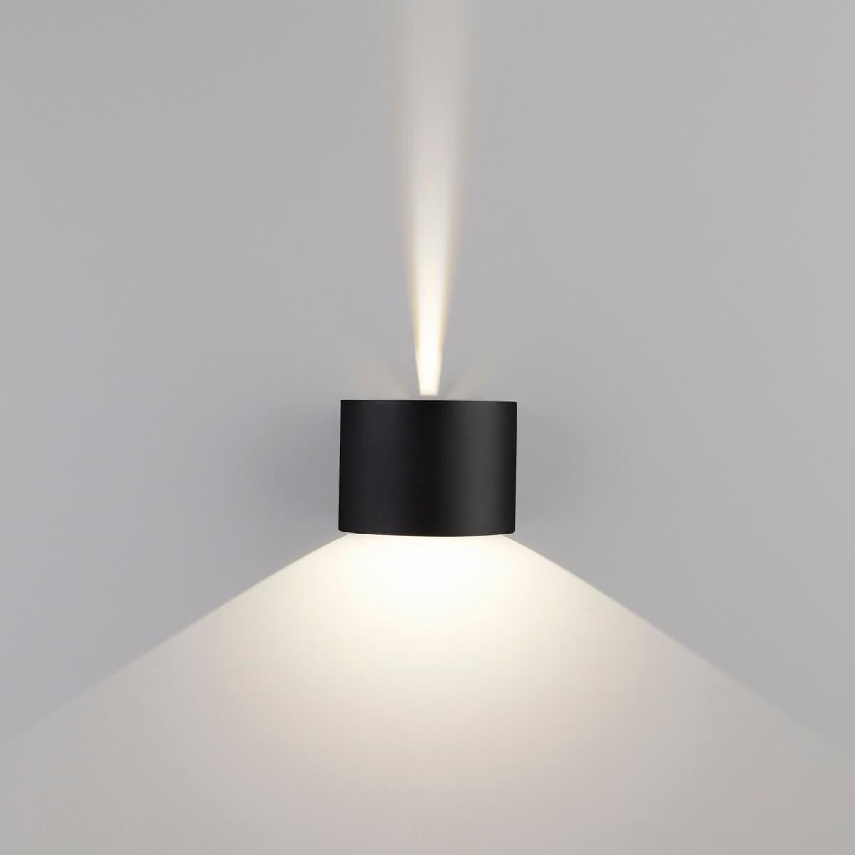 фото уличный настенный светодиодный светильник elektrostandard 1518 techno led blade черный a038828 | 220svet.ru